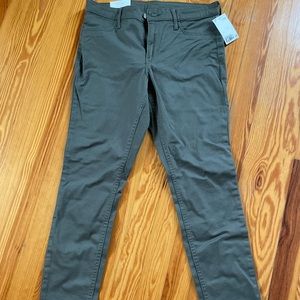 H&M skinny fit coupe moulante stretch Jean size 28 NWT